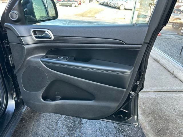 2021 Jeep Grand Cherokee Laredo X 4x4