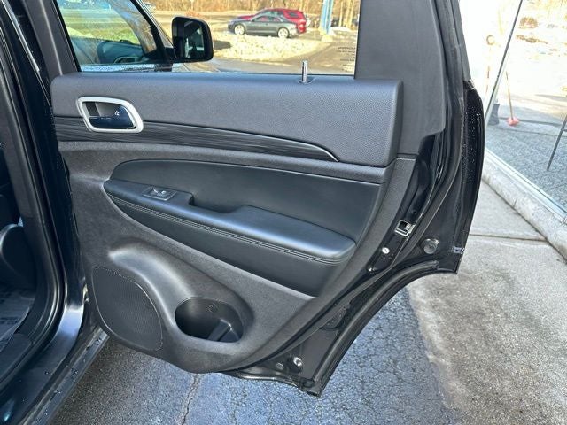 2021 Jeep Grand Cherokee Laredo X 4x4
