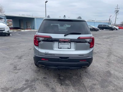 2023 GMC Acadia SLT