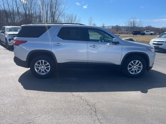 2020 Chevrolet Traverse LT Cloth