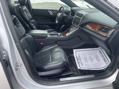 2017 Lincoln Continental Select