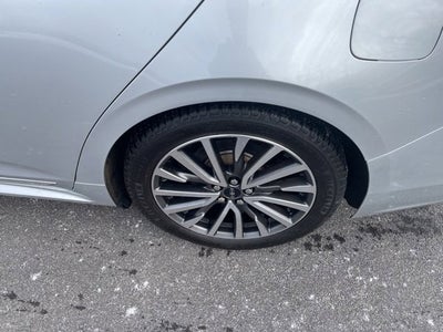 2017 Lincoln Continental Select