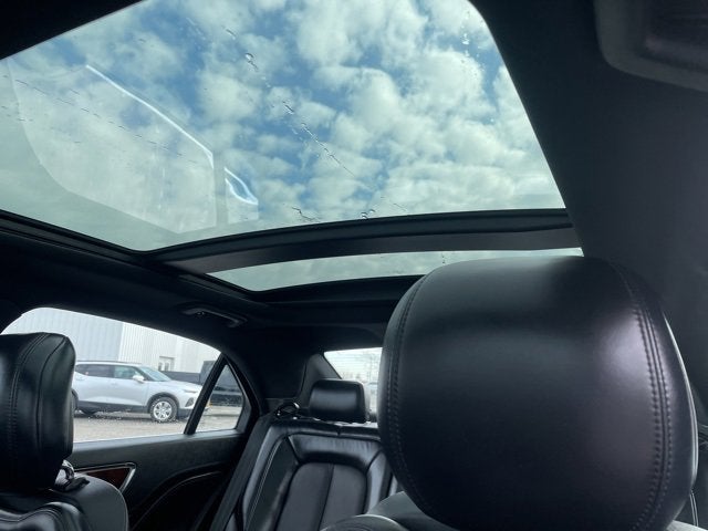 2017 Lincoln Continental Select