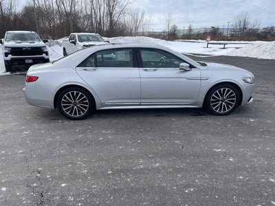 2017 Lincoln Continental Select