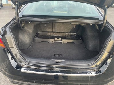 2022 Nissan Altima SV FWD