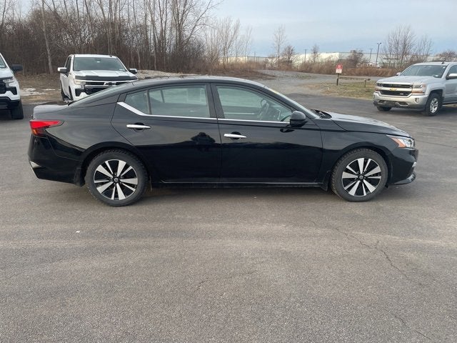 2022 Nissan Altima SV FWD