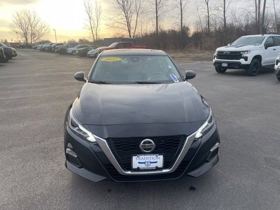 2022 Nissan Altima SV FWD