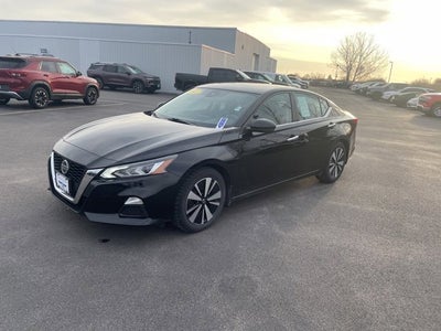 2022 Nissan Altima SV FWD