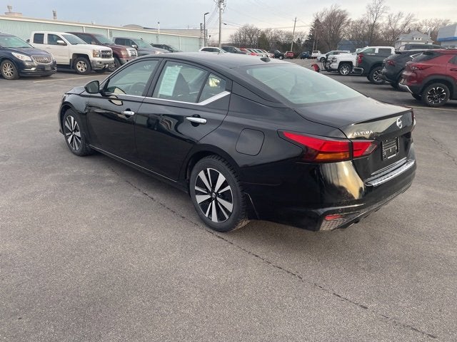 2022 Nissan Altima SV FWD