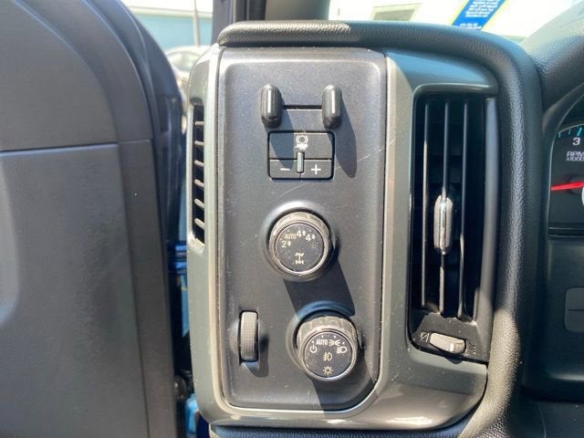 2019 Chevrolet Silverado LD LT