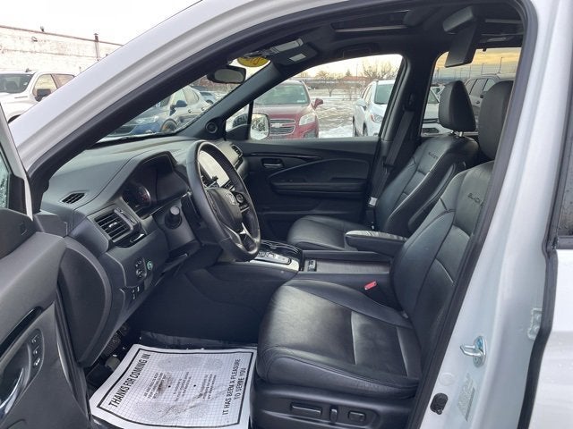 2022 Honda Pilot AWD Black Edition