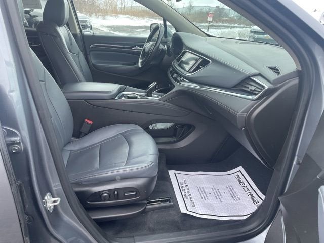 2021 Buick Enclave Essence