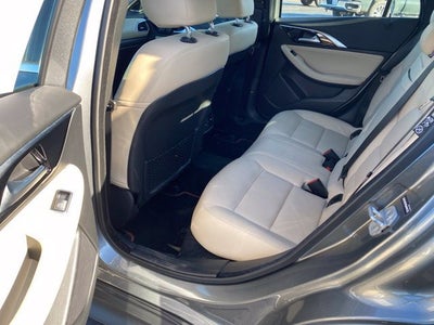 2018 INFINITI QX30 Premium