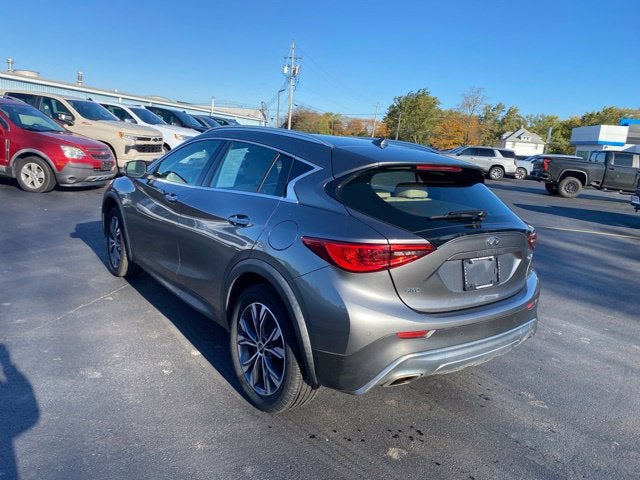 2018 INFINITI QX30 Premium