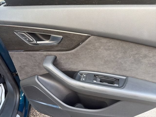 2019 Audi Q8 55 Premium