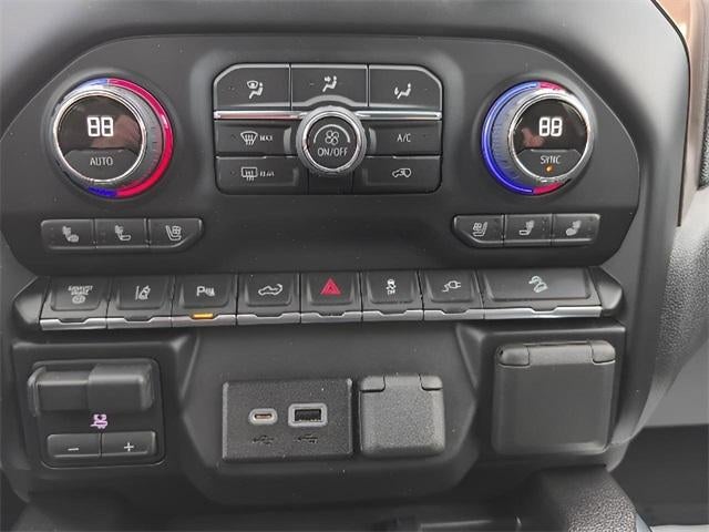 2023 Chevrolet Silverado 3500 HD High Country