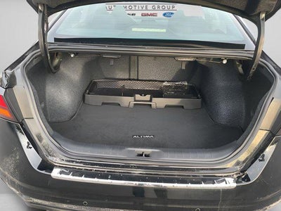 2022 Nissan Altima SV FWD