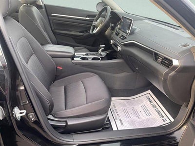 2022 Nissan Altima SV FWD