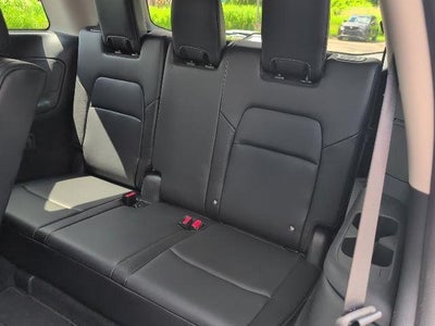 2024 Nissan Pathfinder SL 4WD