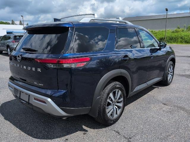 2024 Nissan Pathfinder SL 4WD