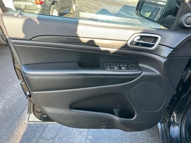 2021 Jeep Grand Cherokee Laredo X 4x4