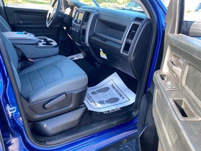 2018 RAM 1500 Express 4x2 Quad Cab 6'4" Box