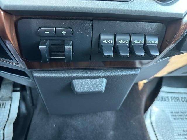 2016 Ford Super Duty F-250 SRW 4WD Crew Cab 6-3/4 Ft Box Lariat