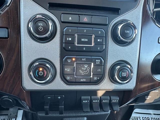 2016 Ford Super Duty F-250 SRW 4WD Crew Cab 6-3/4 Ft Box Lariat