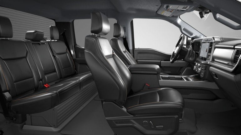 2026 Ford Super Duty F-350® Lariat®