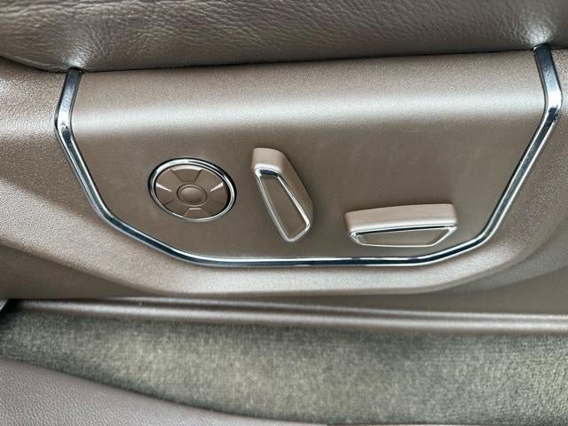 2017 Ford Super Duty F-350 SRW King Ranch 4WD Crew Cab 6.75' Box