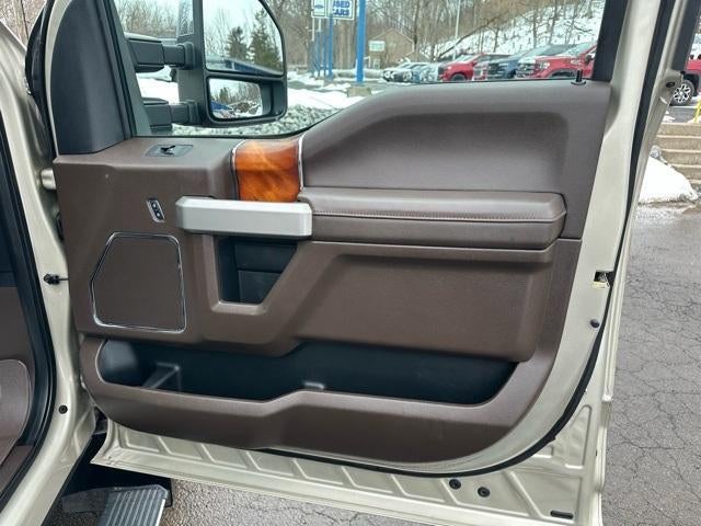 2017 Ford Super Duty F-350 SRW King Ranch 4WD Crew Cab 6.75' Box