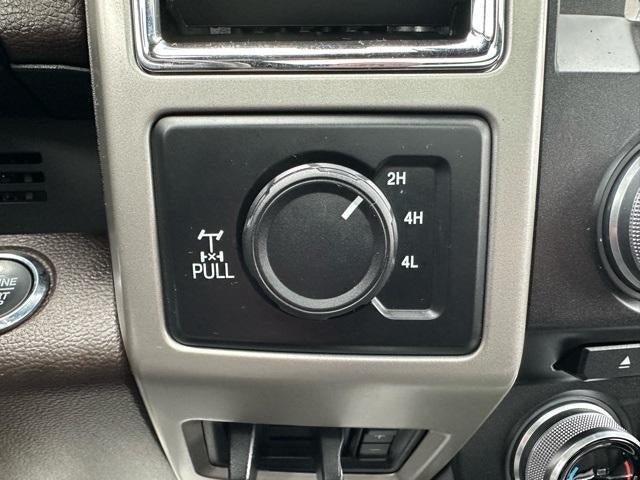 2017 Ford Super Duty F-350 SRW King Ranch 4WD Crew Cab 6.75' Box