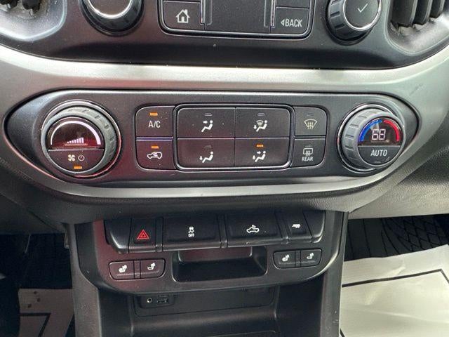 2022 Chevrolet Colorado Crew Cab Long Box 4-Wheel Drive LT