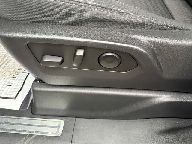 2023 Chevrolet Silverado 1500 Crew Cab Standard Box 4-Wheel Drive LT