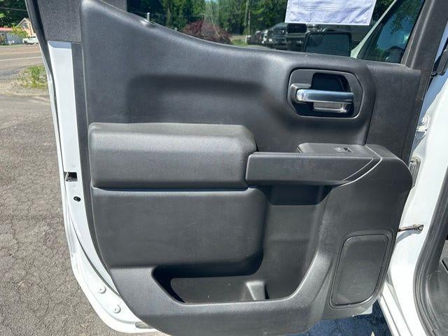 2019 Chevrolet Silverado 1500 Crew Cab Short Box 4-Wheel Drive Custom