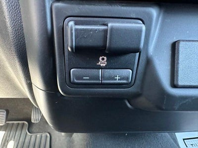 2019 Chevrolet Silverado 1500 Crew Cab Short Box 4-Wheel Drive Custom