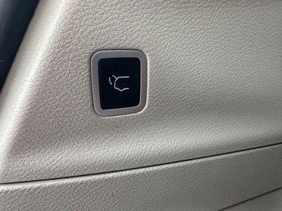 2022 Chrysler Voyager LX FWD