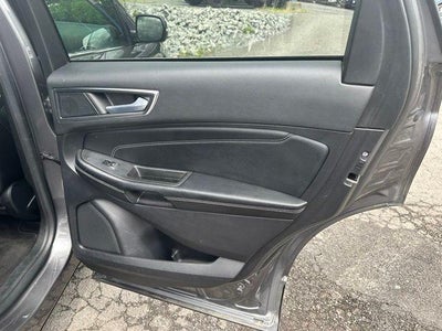 2022 Ford Edge Titanium AWD