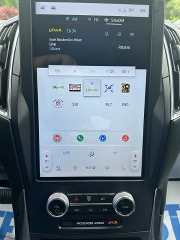 2022 Ford Edge Titanium AWD