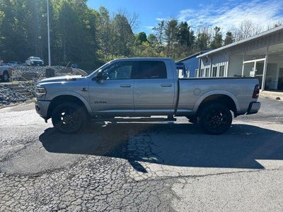 2021 RAM 3500 Laramie 4x4 Crew Cab 6'4" Box