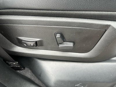 2023 RAM 3500 Laramie 4x4 Crew Cab 8' Box