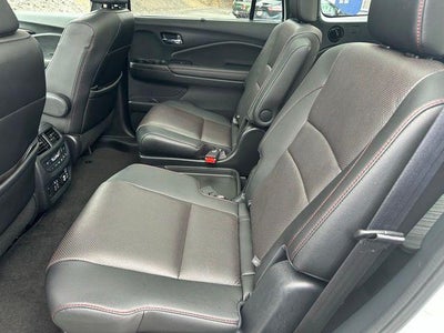 2022 Honda Pilot Black Edition AWD