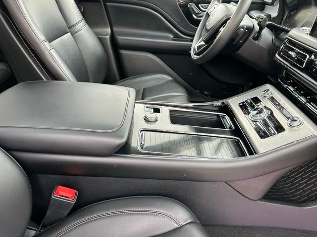 2023 Lincoln Aviator Standard AWD
