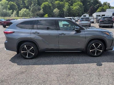 2022 Toyota Highlander XSE AWD (Natl)