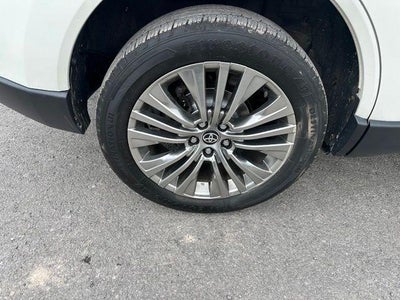 2021 Toyota Venza XLE AWD (SE)
