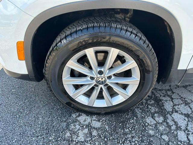 2017 Volkswagen Tiguan Limited 2.0T 4MOTION