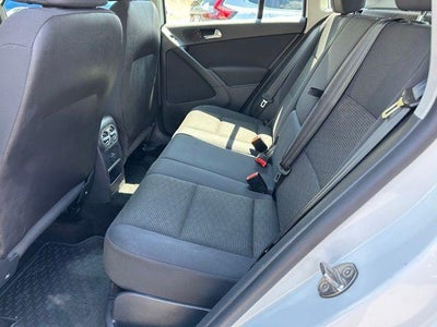 2017 Volkswagen Tiguan Limited 2.0T 4MOTION