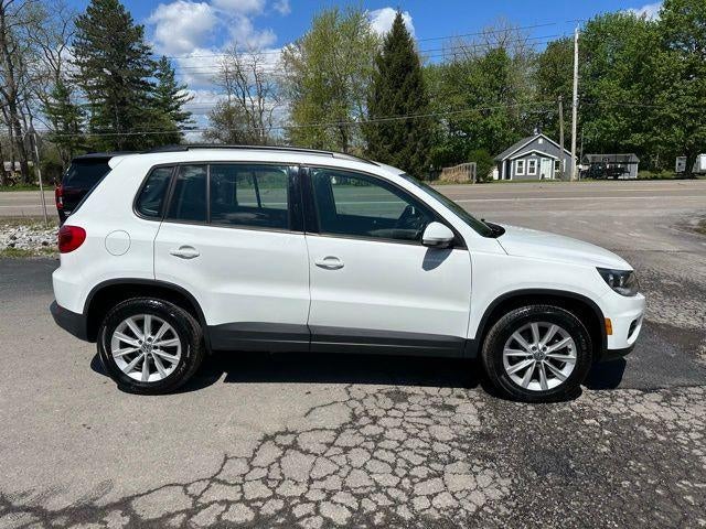 2017 Volkswagen Tiguan Limited 2.0T 4MOTION